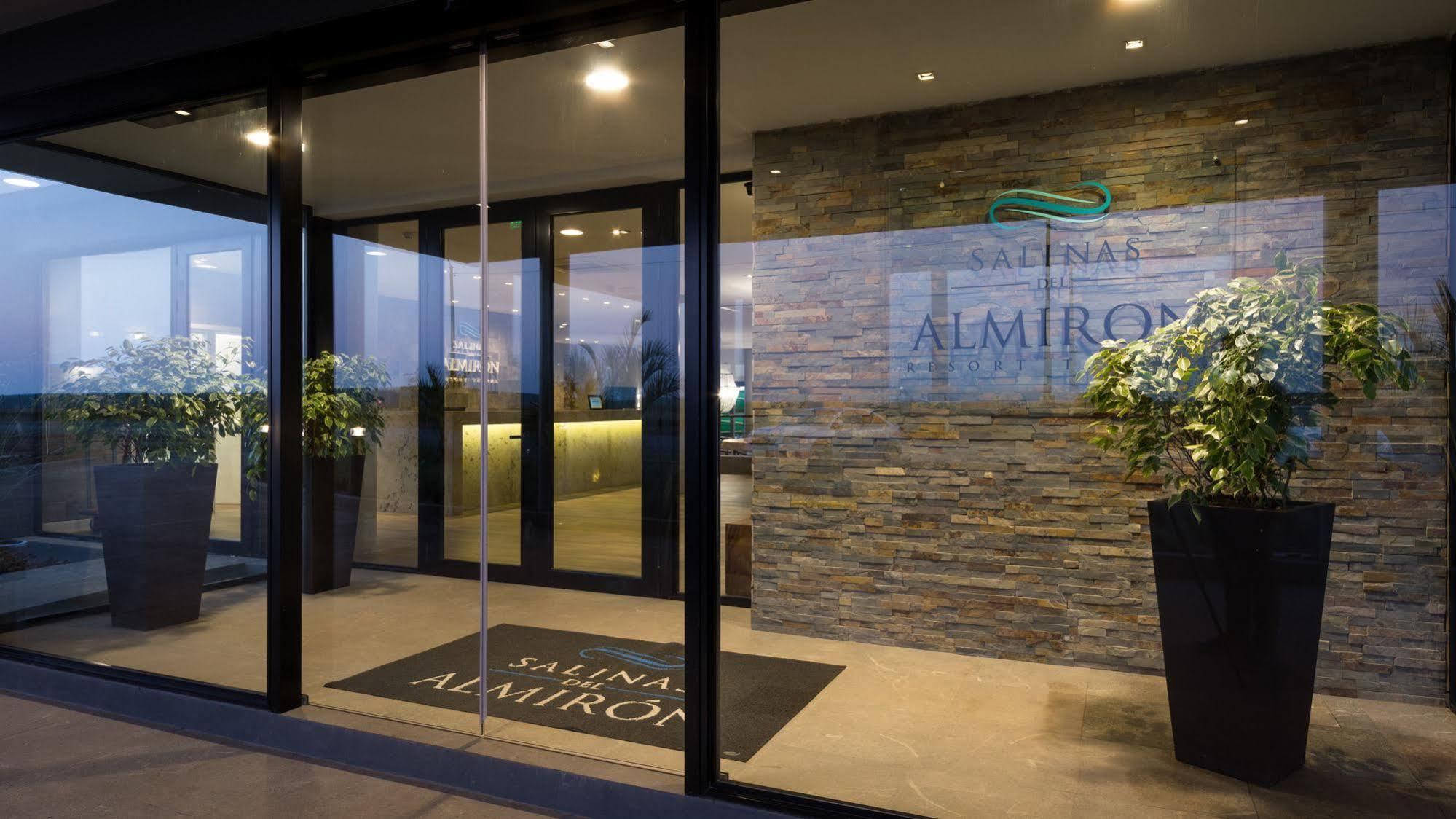 Salinas Del Almiron Resort Termal Termas de Almiron Exteriör bild